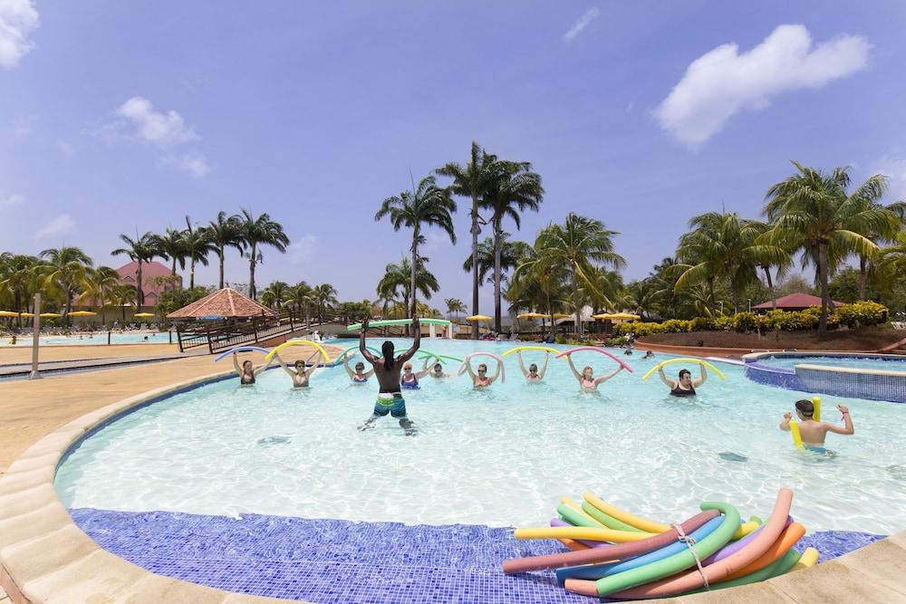 Résidence Pierre&Vacances Premium Les Ilets Sainte-Luce Esterno foto